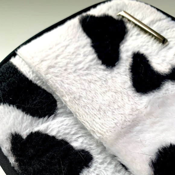 Cute Cowprint Purse or Travel Bag with Cardholders and Pockets - Picture 2 of 13
